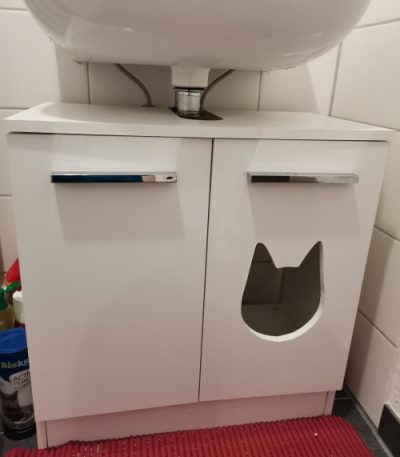 Katzenklo Waschbeckenunterschrank